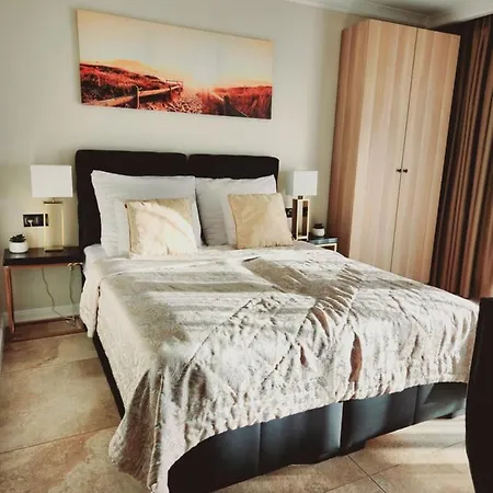 Апартаменты Ekskluzywny Gold Gardenia Z Widokiem Na Morze Дзивнув