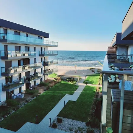 Gold Gardenia Seaside Apartment