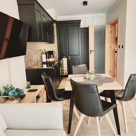 Ekskluzywny Gold Gardenia Z Widokiem Na Morze Апартаменты Дзивнув